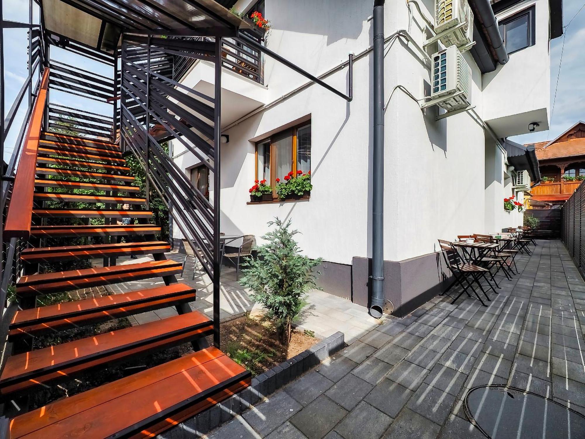 Ben Apartments Сибиу Экстерьер фото